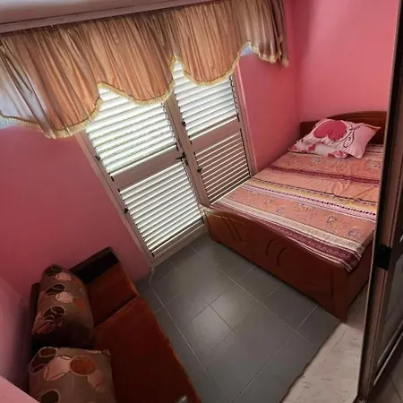 Villa Shtepi Ne Gjirin E Lalzit